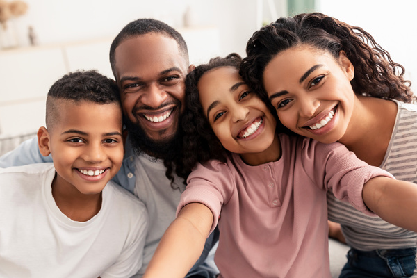 happy family selfie